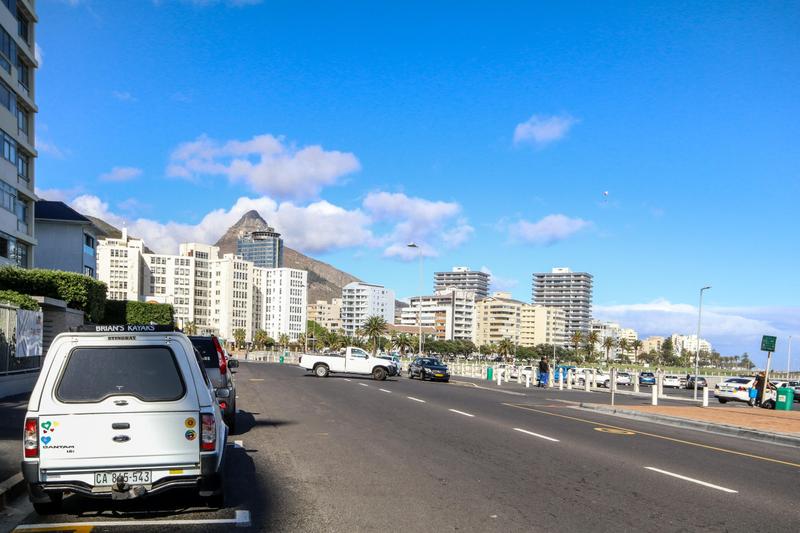 1 Bedroom Property for Sale in Mouille Point Western Cape